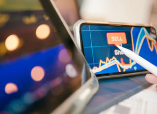 Auf Bitcoin, Ethereum und Forex-Optionen ausgerichtete Analyse durch einen Multi-Market-Trader